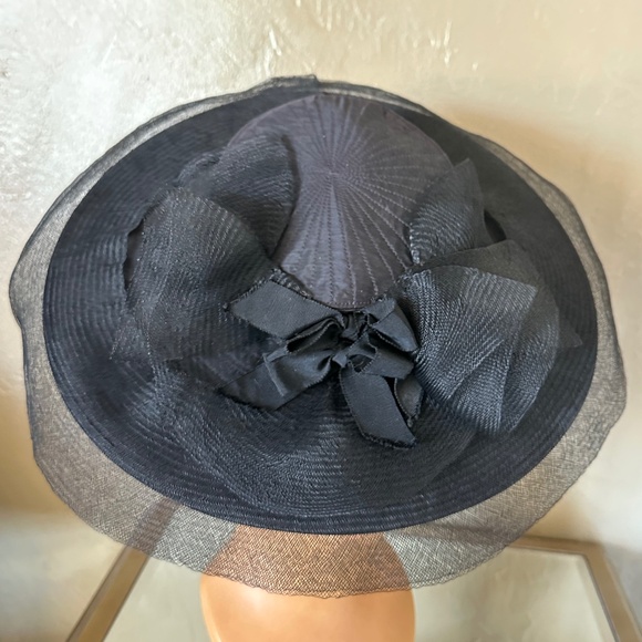 EXQUISITE 1940s\' BLACK TOPSTITCHED FABRIC & CRIN WIDE BRIM TILT HAT main image 3